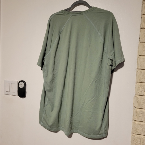 Carhartt relaxed fit green short sleeve work shirt in size XL - Picture 4 of 6